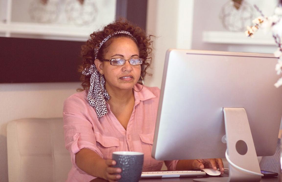 Team collaboration at Seniour Lysphere office in Fourways